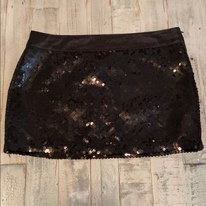 🩶 DIVIDED by H&M sequin mini skirt